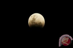 Fenomena "supermoon" terlihat di Jambi