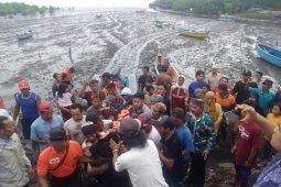 Nelayan Probolinggo Tewas Setelah Perahu Diterjang Ombak