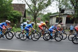 Di Etape Dua TdI Kemampuan Pebalap Indonesia Diuji