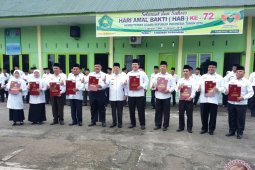 Kemenag lindungi semua pemeluk agama