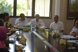 Pemkab Aceh Tamiang serahkan Rancangan Qanun Kampung