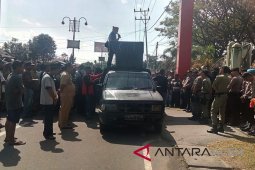 Apdesi tuntut dana desa tahap dua 2017