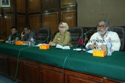 Kasus siswa siluman masih berlanjut