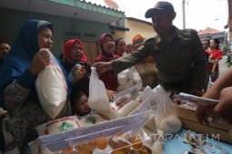 Harga Bahan Kebutuhan Pokok di Sidoarjo  Normal