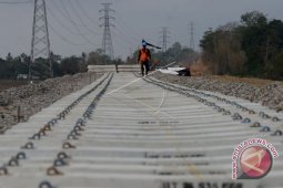 Maret, jalur kereta api Kualatanjung beroperasi