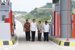 Pembangunan tol lebihi 60 persen