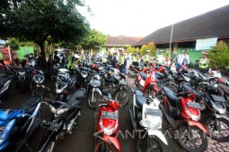Ratusan Pelajar di Blitar Ditilang (Video)