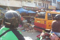 Pasar tradisionil di Medan kumuh