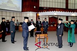 Gubernur Bali mutasi enam pejabat eselon II