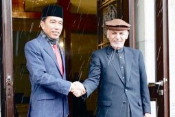 Presiden RI dan Presiden Afghanistan Tukar Tutup Kepala (Video)
