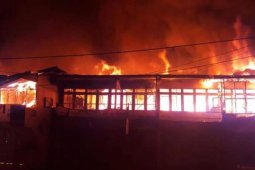 Prakiraan kerugian kebakaran  puluhan miliar