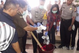 Polda Kalbar musnahkan 1,3 kilogram sabu-sabu