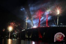 Gubernur: alihkan pesta kembang api dari JMP