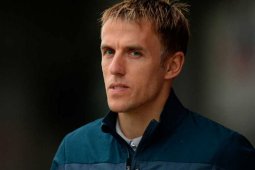 Neville Pelatih Timnas Putri Inggris