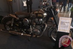 Presiden beli motor custom