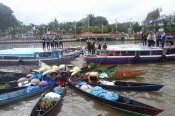 Pemprov Kalsel Kampanye Antirokok Di Sungai