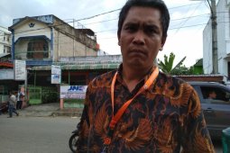 Spanduk paslon segera ditertibkan