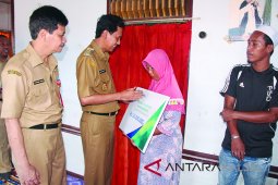 Bupati Serahkan Bantuan PKH Ke Kecamatan Takisung