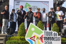 Gubernur Pastika sambut peserta 'Tour De Indonesia 2018'