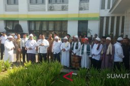 Bupati lepas ratusan jamaah Naqshabandiyah