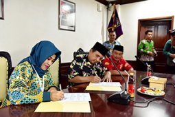 Ribuan GTT-PTT Lumajang Didaftarkan dalam Program BPJS Ketenagakerjaan