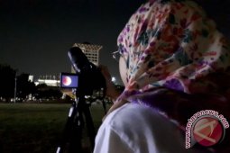 Warga gagal amati gerhana bulan di Sanur-Bali