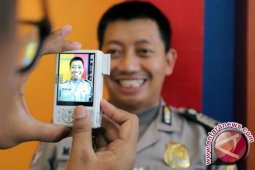 Oknum polisi rusak mobil warga diamankan