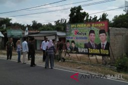 Panwaslu Bangka tertibkan ratusan APK