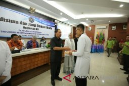 FK UMSU Yudisium 100 dokter