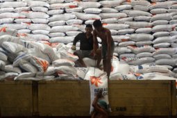 DPR-RI Pantau Kedatangan Beras Impor Bulog
