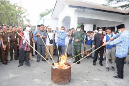 Persatuan itu sangat mahal