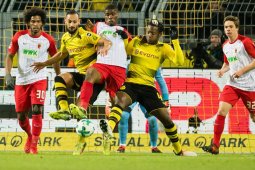 Dortmund kehilangan poin penting saat ditahan imbang Augsburg
