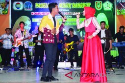 Muji-Rina Ramaikan Pagelaran Musik Dangdut  Batola