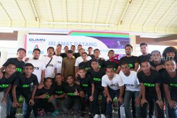 Edy Rahmayadi ingin sepakbola sama rata