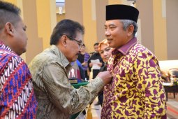 Walkot Bekasi raih gelar Astabrata Kepamongprajaan