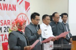 Panwaslu Situbondo Deklarasikan Tolak Politik Uang-SARA (Video)