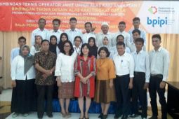 Aries Supriatna kampanye bersama Ceu Edoh "Preman Pensiun"
