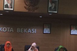 Istri Pjs Wali Kota Bekasi dukung program stimulus bagi PKK