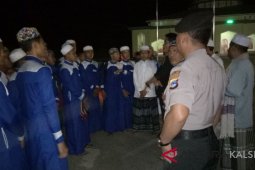 Anggota Gabungan Patroli Dalogis Ke Pondok Pesantren