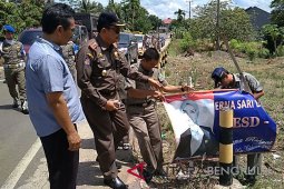 Panwaslih Bengkulu tertibkan ratusan peraga kampanye