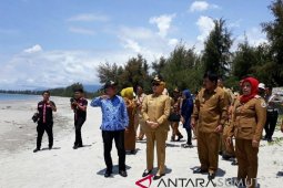 Wagubsu kagumi keindahan Pantai Binasi