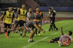 Borneo Latihan Perdana Di Stadion Segiri