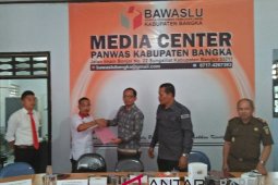 Panwaslu Bangka bertemu paslon Pilkada 2018