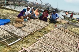 Gus Ipul Komitmen Bantu Riset Nelayan Jatim (Video)