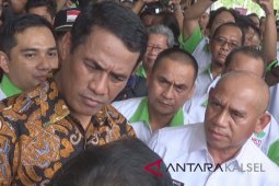 Mentan Cabut Dana Perjalanan Dinas Rp800 miliar