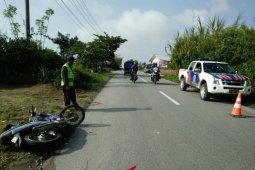 Tabrakan 'laga kambing' sepeda motor tewaskan 2 orang