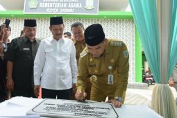Jambi mengoperasikan pelayanan satu pintu pendaftaran haji