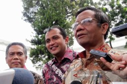 Jokowi Diskusi Isu terkini dengan 4 Pakar Hukum (Video)