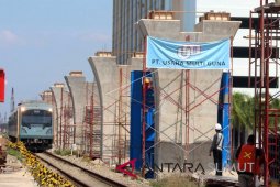 Jembatan stasiun kereta api Medan akan dioperasikan