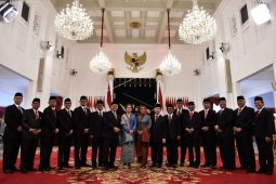 Presiden lantik 17 duta besar
